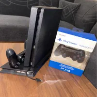 PS4 slim 1TB