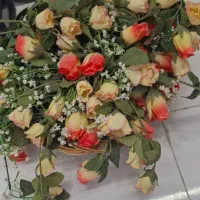 تعدادی گل مصنوعی|گل مصنوعی|تهران, فلسطین (میدان انقلاب)|دیوار