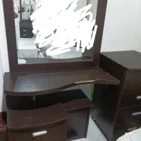 میز ارایش سالم و تمیر