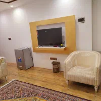 اجاره منزل مبله|اجارهٔ کوتاه‌مدت آپارتمان و سوئیت|شیراز, شاهچراغ|دیوار