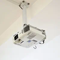 دیتا ویدیو پروژکتور مخصوص مدارس همراه با گارانتی