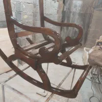 نیروی کار ماهر در رنگ کاری چوب