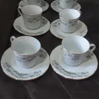 ۶ عدد فنجان و نعلبکی