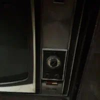 تلویزیون قدیمی توشیبا