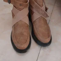 کتونی و نیم بوت|کیف، کفش، کمربند|نیشابور, شهرآرا|دیوار