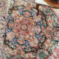 فرش دایره بقطر۱/۵ نقشه زیبا ریشه وکف ابریشم۶۰ رج