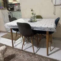 نهارخوری و تابلو