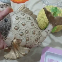 مجسمه سالم|کلکسیون اشیاء عتیقه|اهواز, کوی طلاب|دیوار