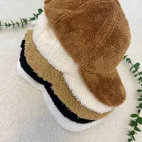 لباس|لباس|دوگنبدان, |دیوار