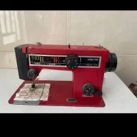 چرخ خیاطی آلمانی وریتاس و یک چرخ خیاطی ساده