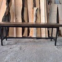 نجاری ودکوراسیون چوبی وروستیک