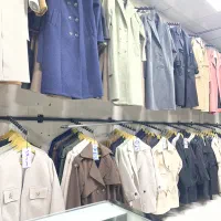 فروشنده خانوم