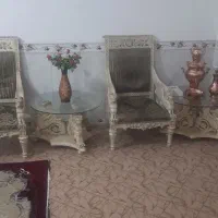یک دسته مبل ۷ نفره و با میز نهار خوری ۱۰ نفره|مبلمان خانگی و میز عسلی|صحنه, |دیوار