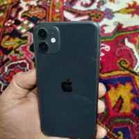 ایفون۱۱ نرمال 64معاوضه میکنم با ۱۱پرویا۱۲