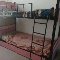 تخت دو طبقه