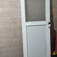 در آلمینیومی بدون چار چوب