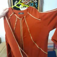 تعدادی مانتو و پیراهن مجلسی تمیز قیمت مناسب|لباس|رشت, گلسار|دیوار