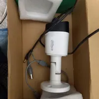 دوربین مداربسته کاملا نو با کارتون