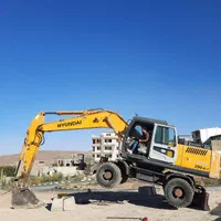 بیل مکانیکی هیوندا۲۰۰ خط ۷ لاستیکی مدل ۲۰۰۹|خودرو سنگین|خوانسار, |دیوار
