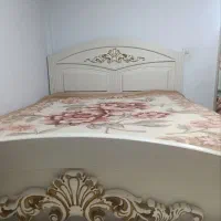 تخت خواب اینه کنسول