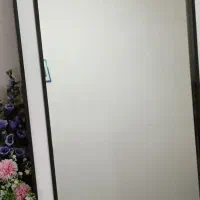 اینه ایستاده