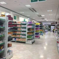 قفسه .میز چک اوت اصتند.|فروشگاه و مغازه|کاشان, کارگر|دیوار
