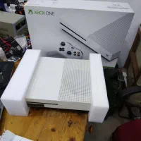 ایکس باکس وان s تمیز|کنسول، بازی ویدئویی و آنلاین|چالوس, |دیوار