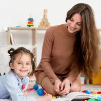 پرستار کودک شبانه روزی