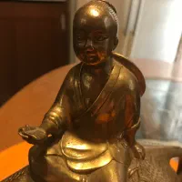 مجسمه برنزی بودا کتاب بدست گاوسوار|مجسمه، تندیس، ماکت|تهران, مجیدیه|دیوار