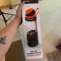 شیکر و یخ خورد کن