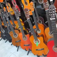 گیتار یاماها c70 و c40|گیتار، بیس، امپلیفایر|مشهد, هنرستان|دیوار