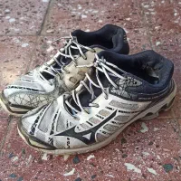 کفش اسپرت میزانو