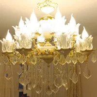 لوستر ۸ شاخه ۱۶ شعله برنجی نو