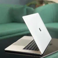 مک بوک پرو ۲۰۱۸ سایکل زیر ۱۰۰