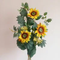 گلدان و کوزه پتینه طلایی،گل مصنوعی،ساعت،همزن و