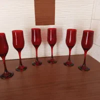 گیلاس نو و وسایل آشپزخانه تمیز