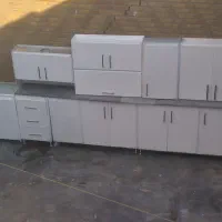 هشت متر کابینت کامل فلز ورق محکم سالم تمیز، درحدنو