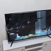 تلویزون شکسته سام ۴۳