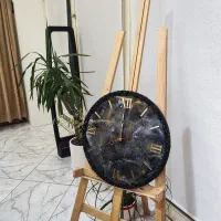 ساعت دیواری رزینی گرد