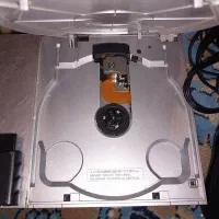 پلی استیشن|کنسول، بازی ویدئویی و آنلاین|پرند, فاز ۶|دیوار