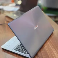 Asus vivobookR542 درحد نو