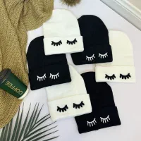 کلاه‌ بافت زنانه فقط ۲۹ ت عمده