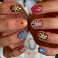 آموزش کاشت ناخن