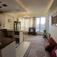 فردوس-78-متر-فول-امکانات-سالن-نورگیر