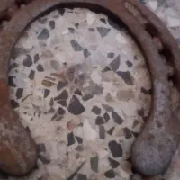 نعل اسب کهنه