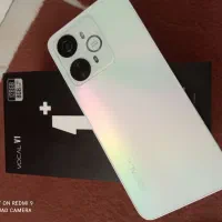 گوشی وکال وی وان پلاس در حد نو