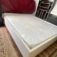 تختواب دو نفره شیک با دراور و اینه|تخت و سرویس خواب|چالوس, |دیوار