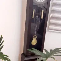 ساعت ایستاده چوبی