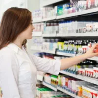 استخدام مشاوره خانم در داروخانه ها