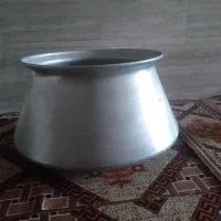 قابلمه روحی بزرگ سالم وساعت بفروش میرسد|ظروف پخت‌وپز|سرپل ذهاب, |دیوار